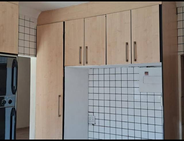 10 BEDROOM HOUSE FOR SALE IN CLAREMONT